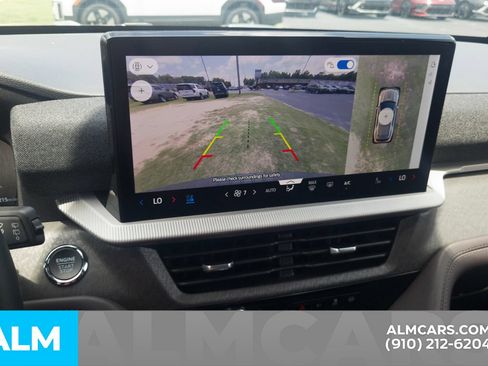 Used 2026 Ford Explorer Platinum w/ LUX Leather Package AWD/4WD image 26