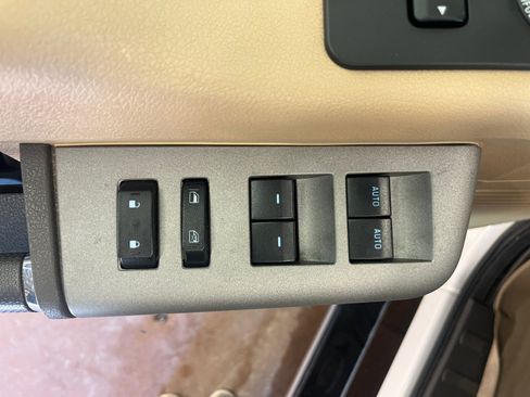 Used 2016 Ford F350 Lariat w/ Lariat Ultimate Package image 13