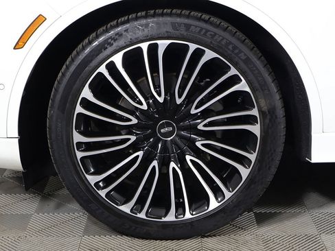 Used 2020 Lincoln Aviator Black Label w/ Dynamic Handling Package AWD/4WD image 28