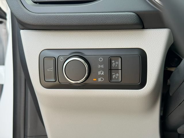 Used 2025 Ford Escape Active w/ Cold Weather Package AWD/4WD image 39