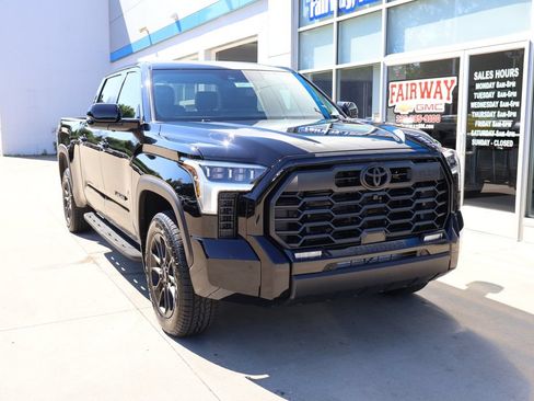 Used 2026 Toyota Tundra Limited w/ TRD Off-Road Package AWD/4WD image 2