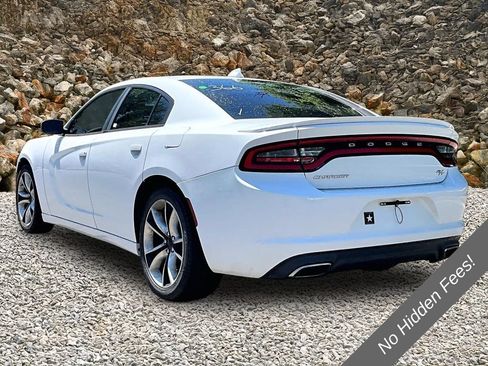 Used 2016 Dodge Charger R/T RWD image 11