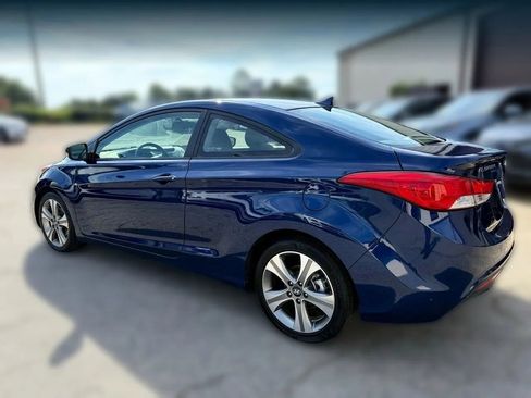 Used 2013 Hyundai Elantra SE image 3