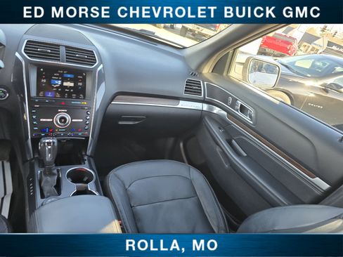 Used 2019 Ford Explorer Limited w/ Ford Safe & Smart Package image 24