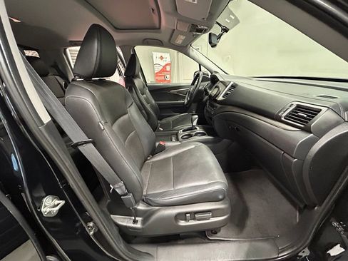 Used 2019 Honda Ridgeline RTL-T image 44