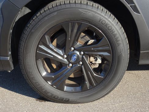 Used 2024 Subaru Crosstrek 2.0i AWD/4WD image 27