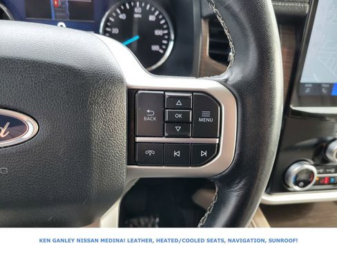 Used 2024 Ford Expedition Limited image 32