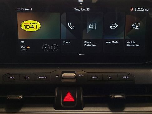 Used 2025 Kia K4 FWD image 25