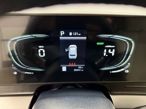 Used 2023 Kia Sportage EX image 27