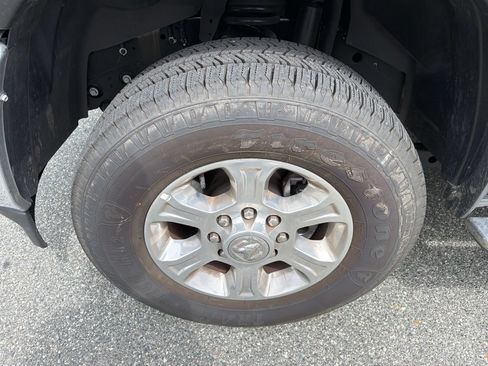 Used 2026 RAM 2500 Big Horn AWD/4WD image 11