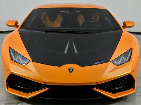Used 2015 Lamborghini Huracan LP 610-4 image 5