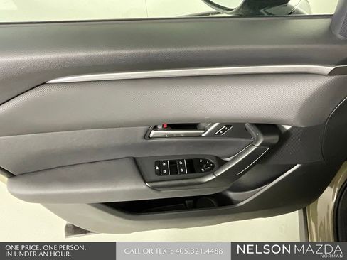 New 2026 MAZDA CX-50 Meridian Edition w/ Weather Package AWD/4WD image 16