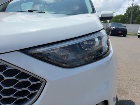 Used 2024 Ford Edge SEL AWD/4WD image 18