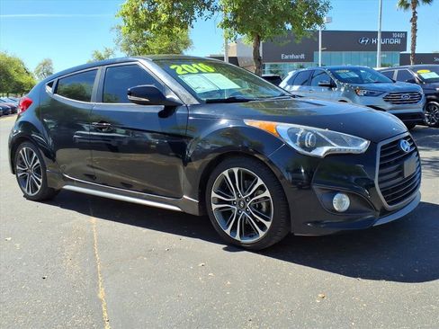 Used 2016 Hyundai Veloster Turbo image 7