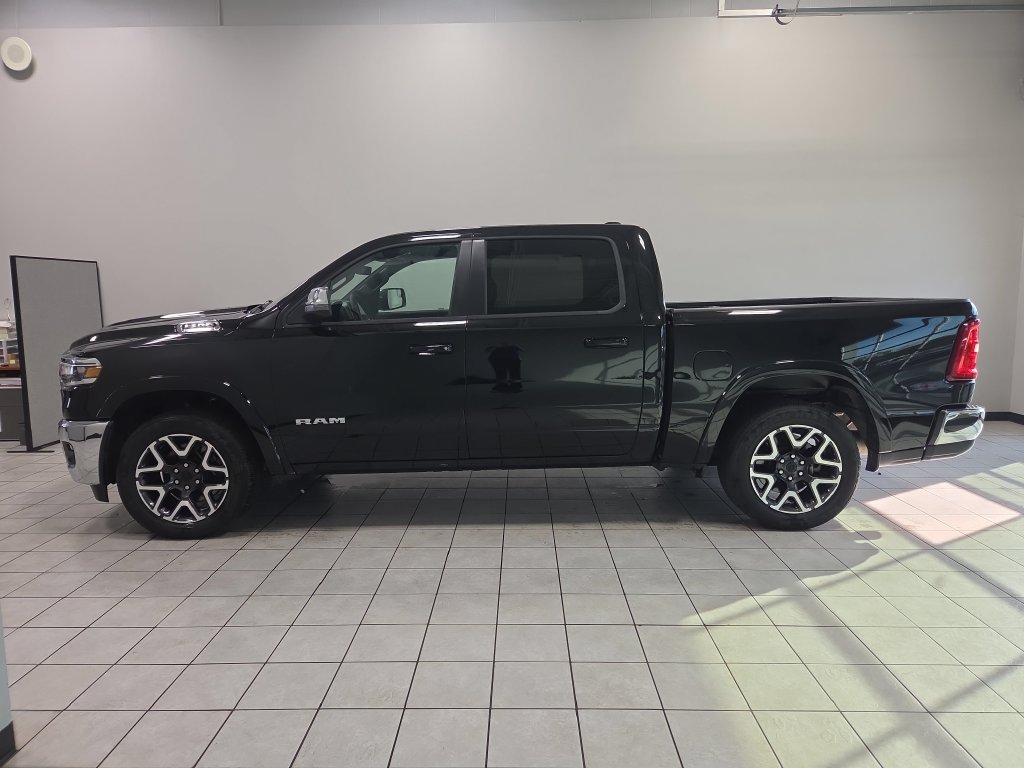 Used 2026 RAM 1500 Laramie AWD/4WD image 5