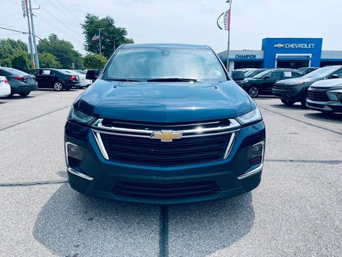 Used 2022 Chevrolet Traverse LS FWD image 10