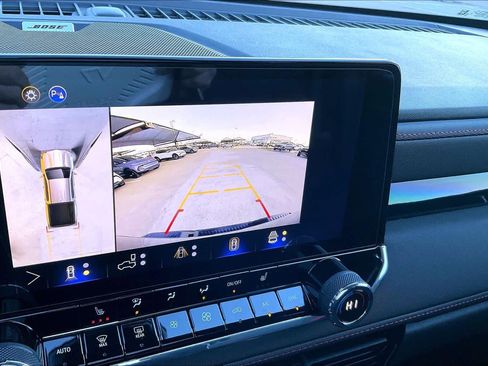 Certified 2025 Chevrolet Colorado Z71 w/ Technology Package image 27