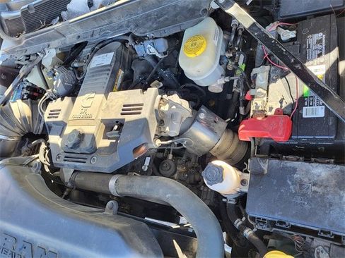 Used 2019 RAM 2500 Limited image 33