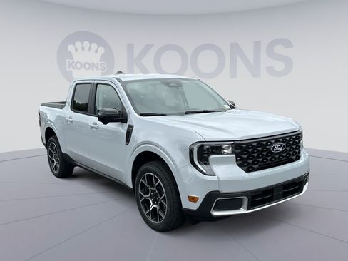 New 2026 Ford Maverick Lariat w/ 4K Tow Package AWD/4WD image 2