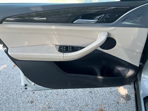 Used 2019 BMW X3 xDrive30i w/ Premium Package AWD/4WD image 17