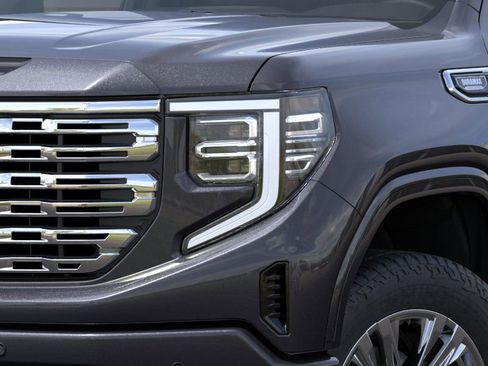 New 2026 GMC Sierra 1500 Denali w/ LPO, Black Badging Package image 35