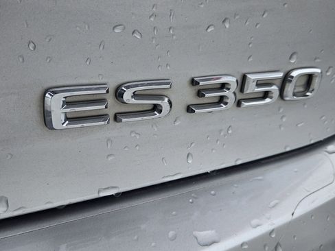 Used 2016 Lexus ES 350 w/ Navigation System Package image 7