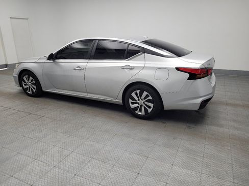 Used 2020 Nissan Altima 2.5 S FWD image 3