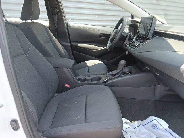 Used 2023 Toyota Corolla LE FWD image 29