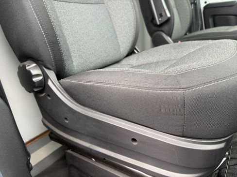 Used 2023 RAM ProMaster 3500 FWD image 25
