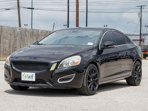 Used 2013 Volvo S60 T5 image 8