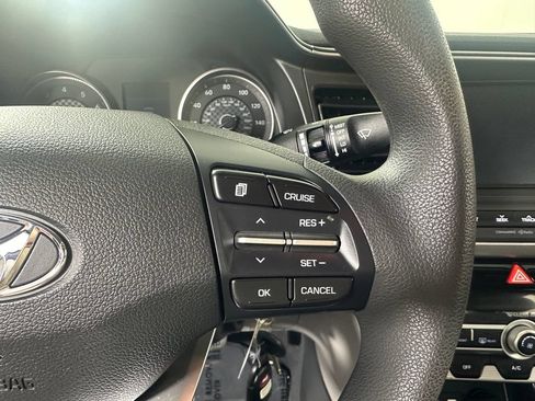 Used 2020 Hyundai Elantra SEL FWD image 24