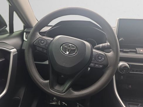 Used 2024 Toyota RAV4 LE AWD/4WD image 13
