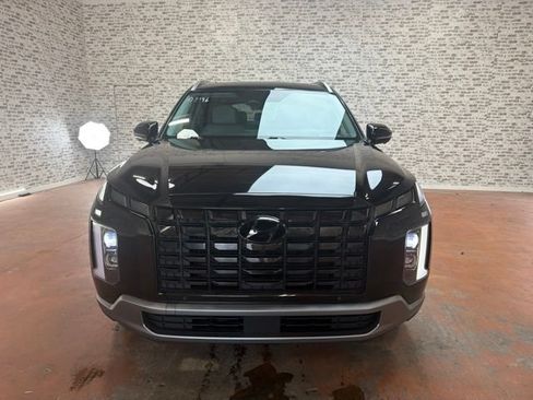 Used 2024 Hyundai Palisade SEL FWD image 2