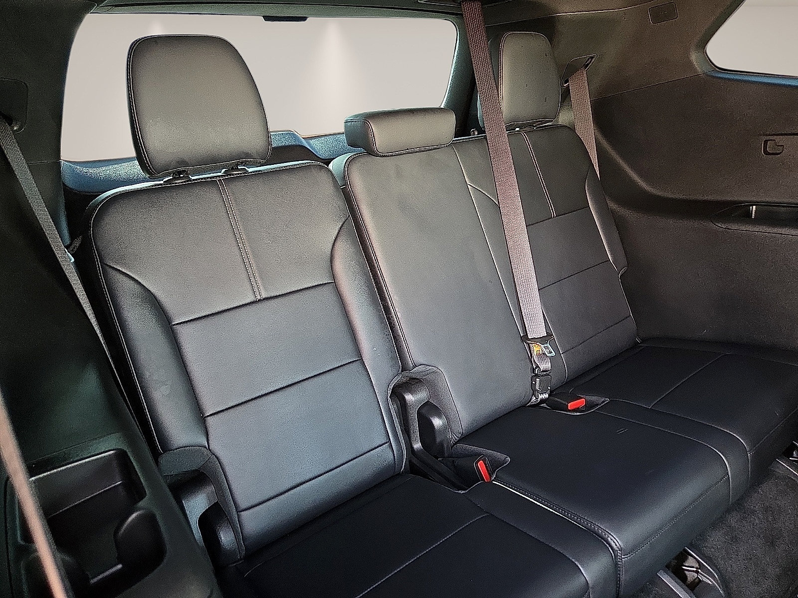 Used 2026 GMC Acadia Elevation w/ Elevation Premium Package FWD image 10