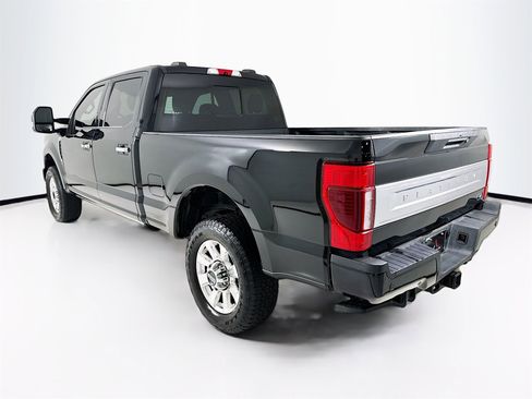 Used 2022 Ford F350 Platinum w/ FX4 Off-Road Package image 6