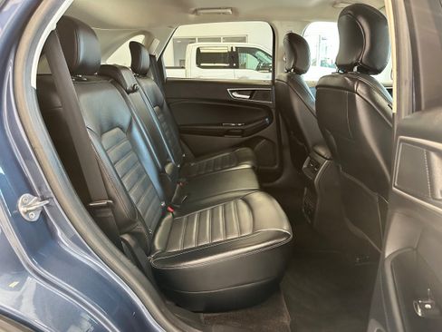 Used 2018 Ford Edge SEL w/ Equipment Group 201A AWD/4WD image 14
