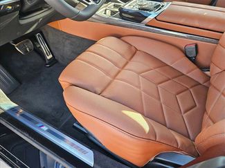 New 2026 BMW 750e xDrive AWD/4WD video 4