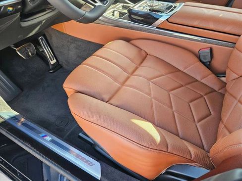 New 2026 BMW 750e xDrive AWD/4WD image 4