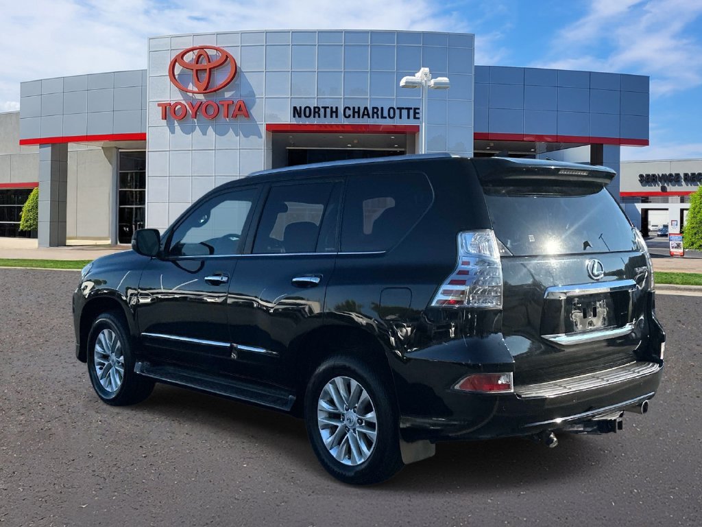Used 2016 Lexus GX 460 w/ Premium Package AWD/4WD image 4