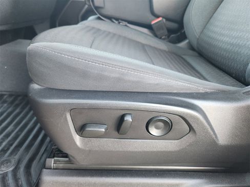 Used 2022 Chevrolet Silverado 1500 LT image 23