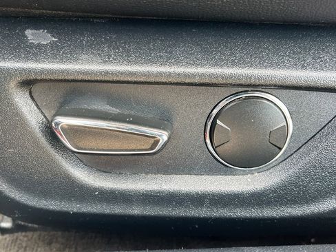 Used 2016 Ford Mustang Premium image 24