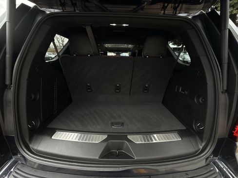 Used 2023 GMC Yukon Denali Ultimate image 27