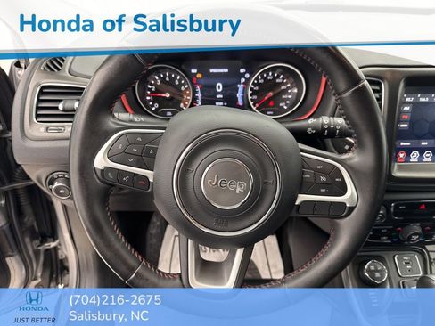 Used 2019 Jeep Compass Trailhawk image 25