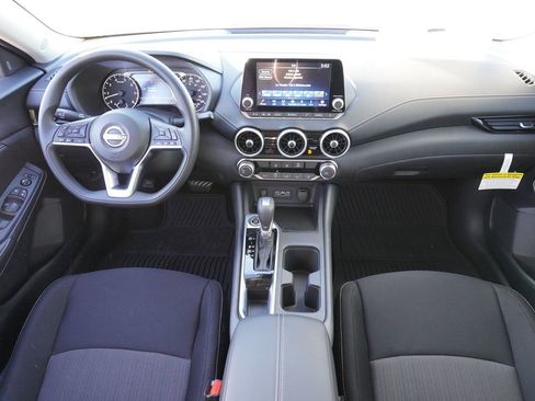 Certified 2025 Nissan Sentra SV w/ Lighting Package image 11