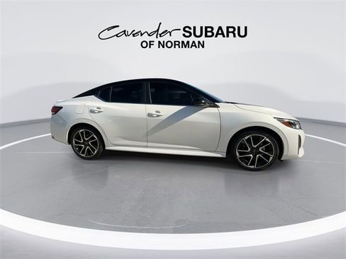 Used 2024 Nissan Sentra SR image 9