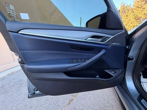 Used 2019 BMW 540i w/ M Sport Package RWD image 50