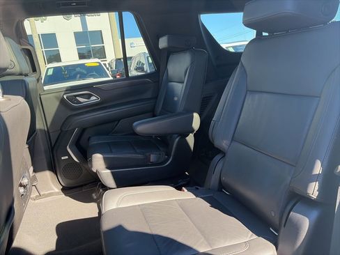 Used 2021 Chevrolet Tahoe Z71 image 12