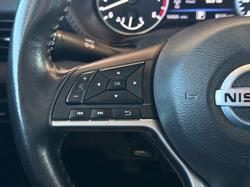 Used 2022 Nissan Sentra SV FWD image 25