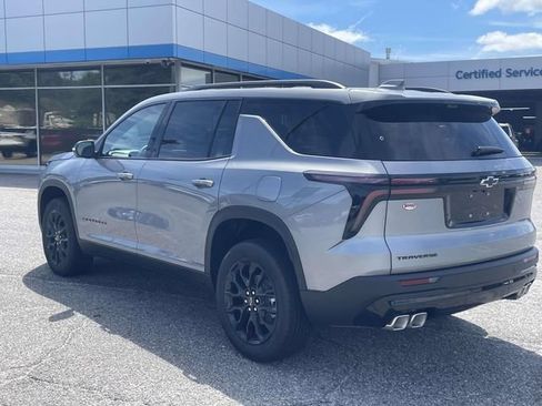 New 2026 Chevrolet Traverse LT w/ Midnight/Sport Edition FWD image 6