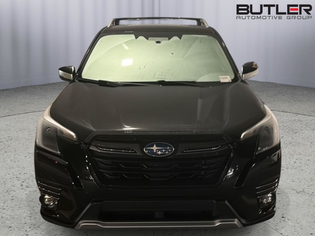 Used 2023 Subaru Forester Touring AWD/4WD image 4